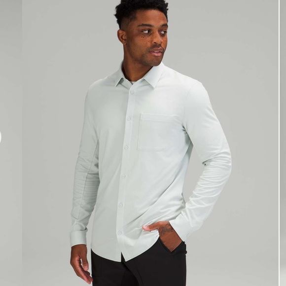 lululemon athletica Other - EUC $98 Lululemon Men’s “Commission Long Sleeve” button down shirt Size Small